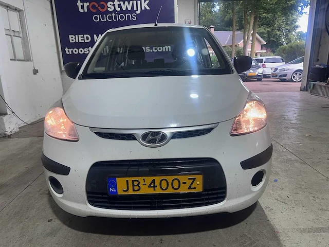 Hyundai - i10 - 1.25i active - car - afbeelding 14 van  16