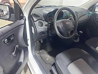 Hyundai - i10 - 1.25i active - car - afbeelding 15 van  16