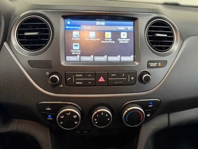 Hyundai - i10 - personenauto - 2018 - afbeelding 5 van  28