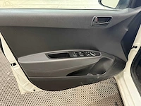 Hyundai - i10 - personenauto - 2018 - afbeelding 16 van  28