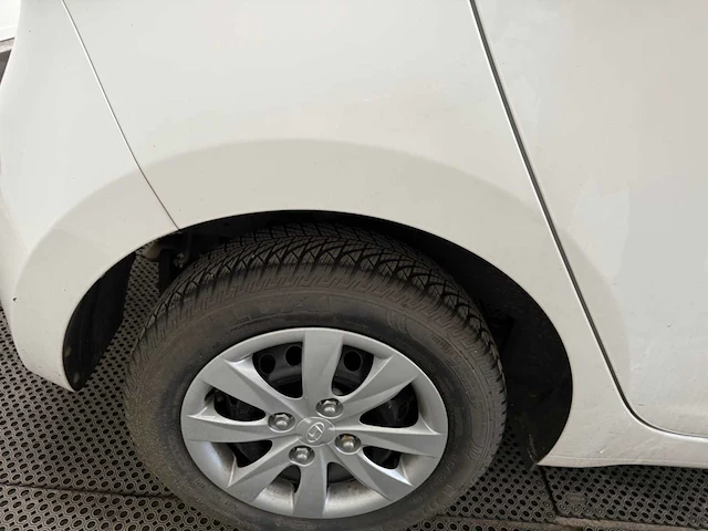 Hyundai - i10 - personenauto - 2018 - afbeelding 21 van  28