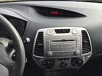 Hyundai - i20 - 1.2i active - kj-216-b - afbeelding 3 van  18