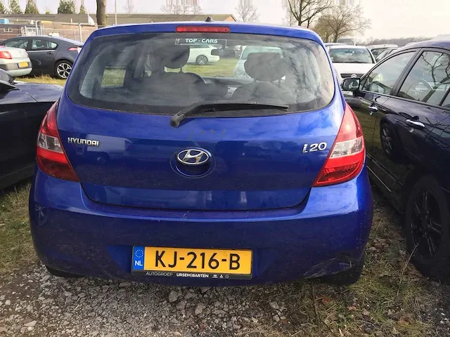 Hyundai - i20 - 1.2i active - kj-216-b - afbeelding 12 van  18