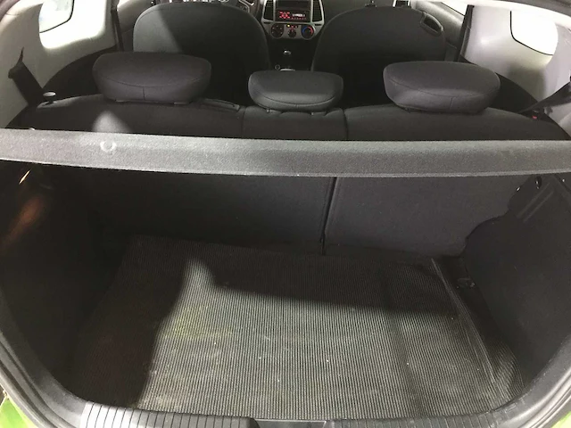 Hyundai - i20 - 1.2i dynamic - 21-jpg-6 - afbeelding 9 van  20