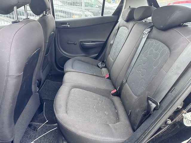 Hyundai - i20 - 1.2i dynamic - 35-jsh-6 - afbeelding 5 van  17