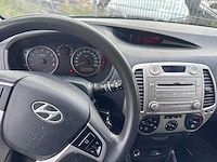Hyundai - i20 - 1.2i dynamic - 35-jsh-6 - afbeelding 16 van  17