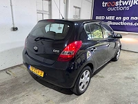 Hyundai - i20 - 1.2i dynamic - 78-xgv-3 - afbeelding 16 van  20
