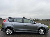Hyundai - i30 cw - 1.4i i-motion bns. - 57-shl-4 - 2011 - afbeelding 8 van  11