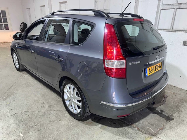 Hyundai - i30 cw - 1.6i dynamic bns - 63-lfd-6 - afbeelding 16 van  22