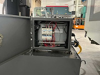 Hyundai - kia hk-v1000 - cnc milling machine - 2006 - afbeelding 17 van  24