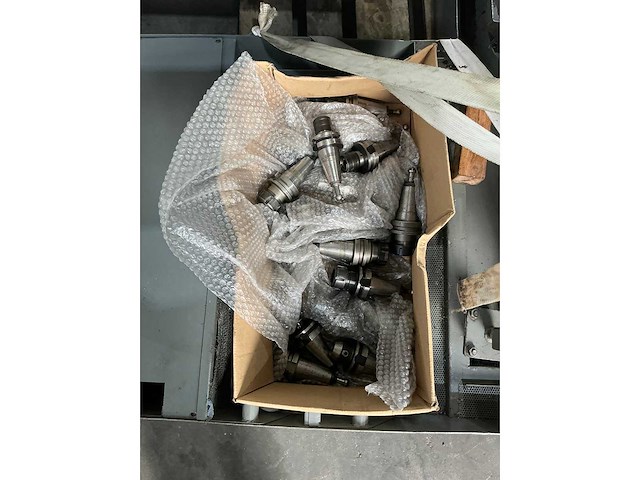 Hyundai - kia hk-v1000 - cnc milling machine - 2006 - afbeelding 5 van  24