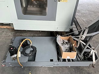 Hyundai - kia hk-v1000 - cnc milling machine - 2006 - afbeelding 14 van  24