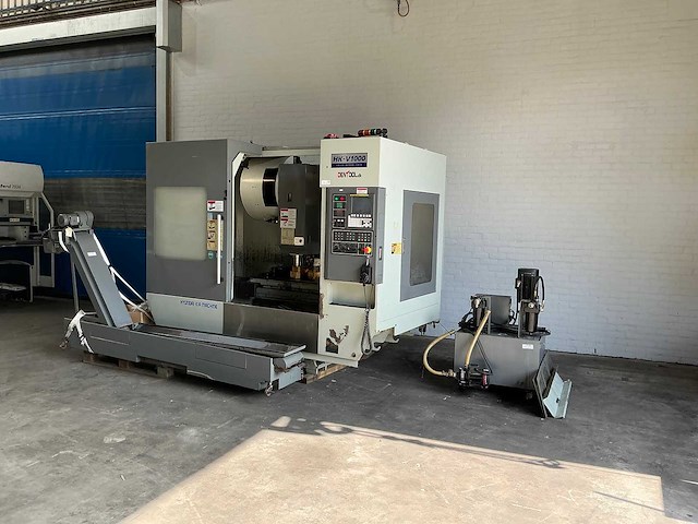 Hyundai - kia hk-v1000 - cnc milling machine - 2006 - afbeelding 19 van  24