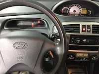 Hyundai - matrix - 1.6i style - 19-hxk-3 - afbeelding 2 van  22
