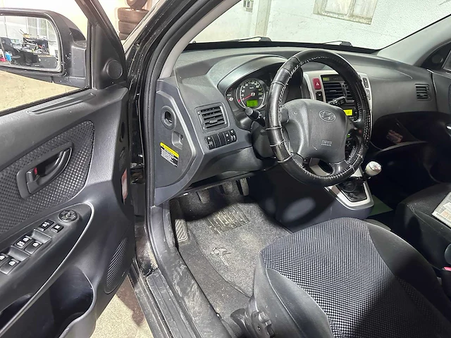 Hyundai - tucson - 2.0 crdi style - 13-vrh-5 - afbeelding 20 van  20