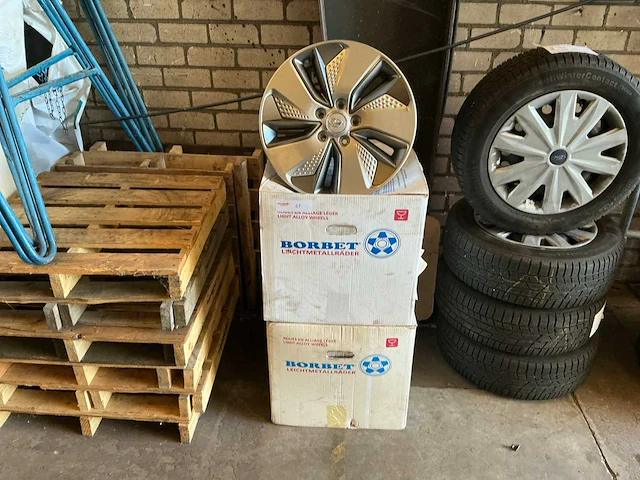 Hyundai 17 inch velg (4x) - afbeelding 1 van  3