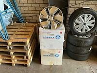 Hyundai 17 inch velg (4x) - afbeelding 1 van  3
