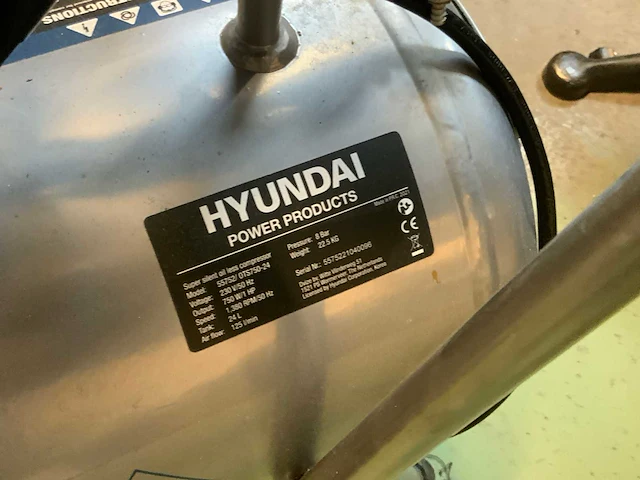 Hyundai 55752 luchtcompressor - afbeelding 2 van  2