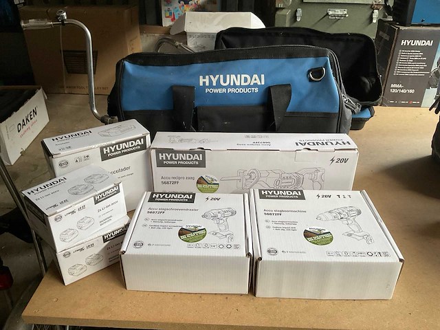 Hyundai 56871ff accugereedschap (3x) - afbeelding 1 van  7