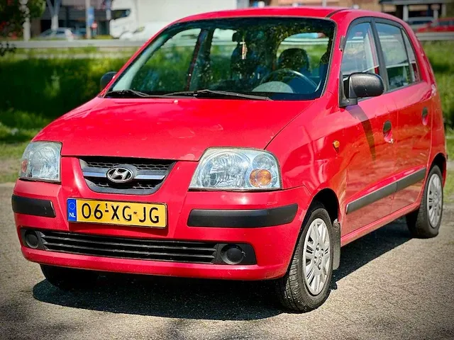 Hyundai atos 1.1i active young, 06-xg-jg - afbeelding 1 van  16