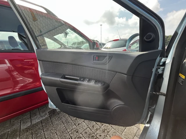 Hyundai getz,2007 - afbeelding 4 van  25