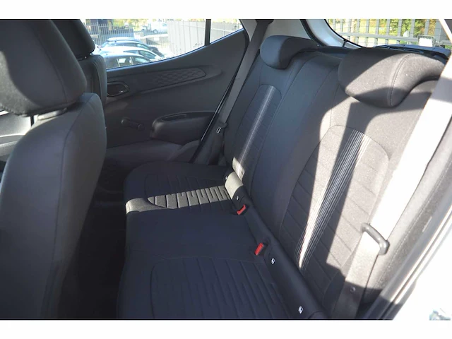 Hyundai i10 1.0 comfort - personenauto - afbeelding 7 van  25