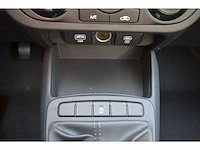 Hyundai i10 1.0 comfort - personenauto - afbeelding 8 van  25