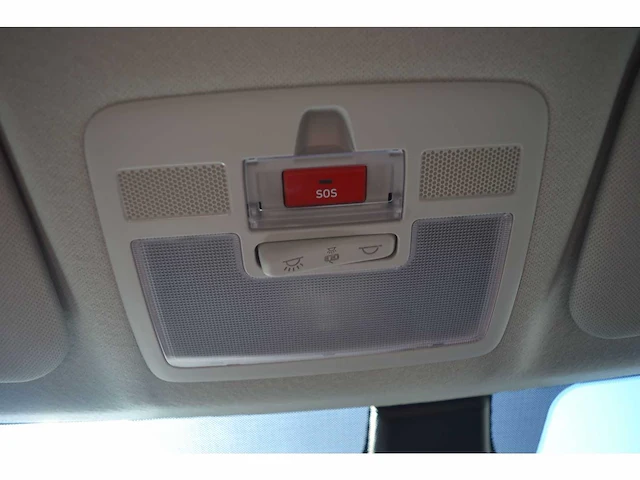 Hyundai i10 1.0 comfort - personenauto - afbeelding 14 van  25