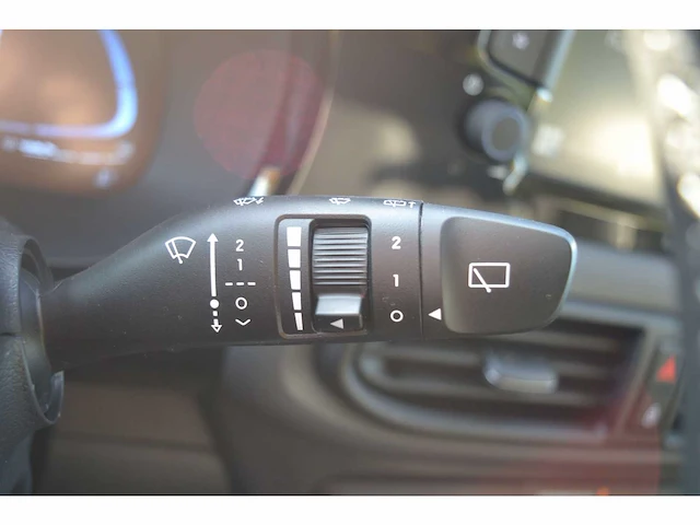 Hyundai i10 1.0 comfort - personenauto - afbeelding 16 van  25