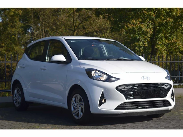 Hyundai i10 1.0 comfort - personenauto - afbeelding 12 van  25