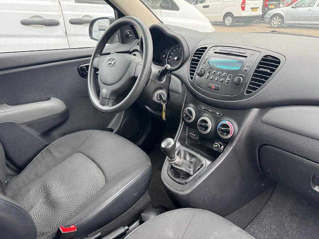 Hyundai i10 1.0 pure 53-zph-4 - afbeelding 7 van  11