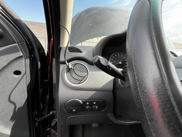 Hyundai i10 1.0i comfort bluedrive 69,2013 - afbeelding 6 van  35