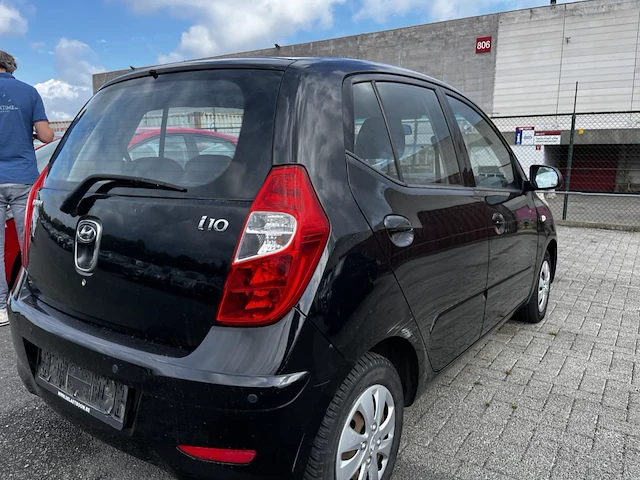 Hyundai i10 1.0i comfort bluedrive 69,2013 - afbeelding 31 van  35
