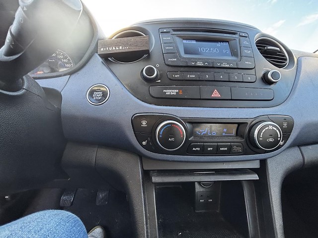 Hyundai i10 1.0i comfort bluedrive,2014 - afbeelding 5 van  33