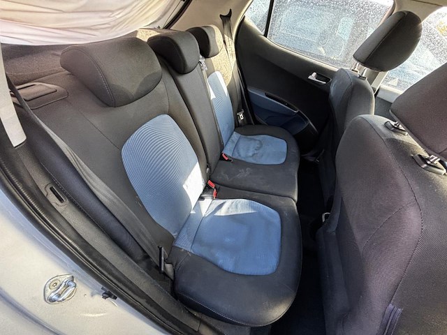 Hyundai i10 1.0i comfort bluedrive,2014 - afbeelding 15 van  33