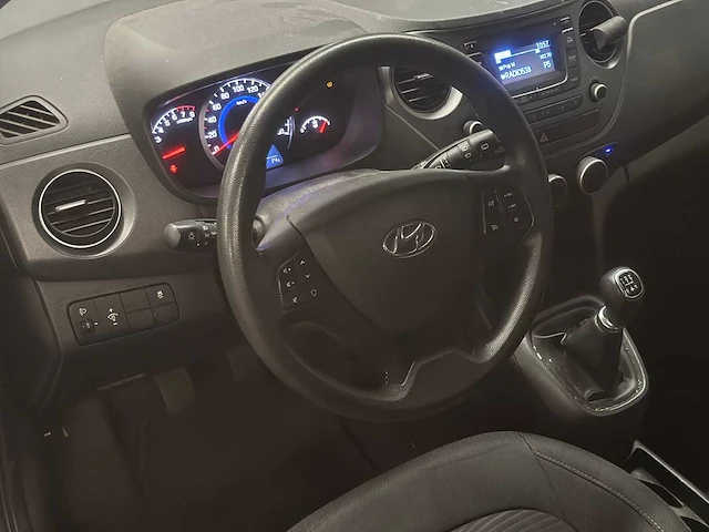 Hyundai i10 1.0i comfort; rx-751-v - afbeelding 12 van  15