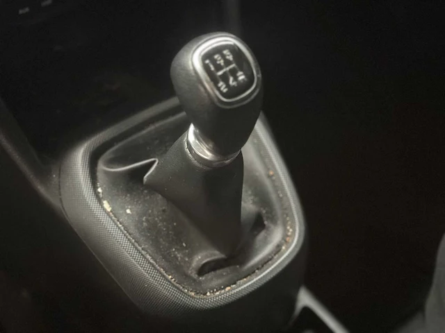 Hyundai i10 1.0i comfort; rx-751-v - afbeelding 3 van  15