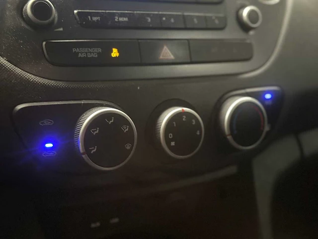 Hyundai i10 1.0i comfort; rx-751-v - afbeelding 4 van  15