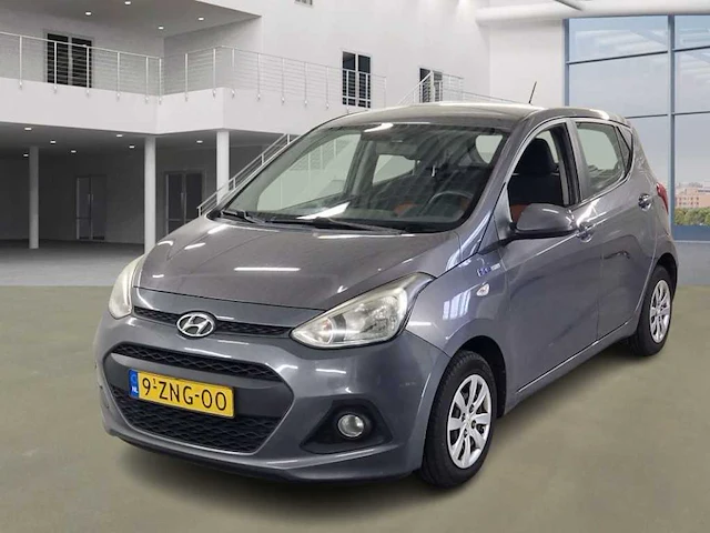 Hyundai i10 1.0i go; 9-zng-00 - afbeelding 1 van  17