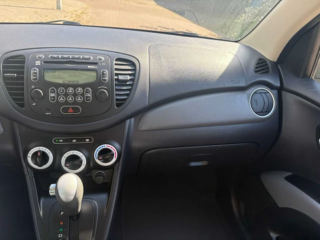 Hyundai i10 1.1 dynamic cool automaat, 17-gsp-5 - afbeelding 4 van  26