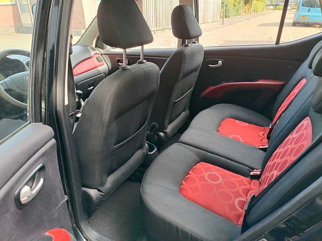 Hyundai i10 1.1 i-catcher , 86-gts-5 - afbeelding 16 van  19