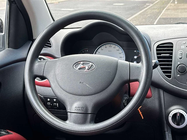 Hyundai i10 1.25i dynamic cool 2009 | 11-jgh-4 - afbeelding 7 van  24