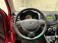 Hyundai i10 1.25i dynamic cool 77pk 2010, 76-ldd-4 - afbeelding 10 van  37
