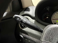 Hyundai i10 1.25i dynamic cool 77pk 2010, 76-ldd-4 - afbeelding 14 van  37