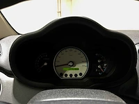 Hyundai i10 1.25i dynamic cool 77pk 2010, 76-ldd-4 - afbeelding 16 van  37