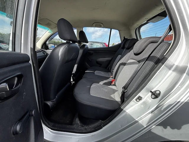 Hyundai i10,2010 - afbeelding 10 van  29