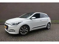 Hyundai i20 1.2 hp i-motion prem, 4-zpl-15 - afbeelding 1 van  18