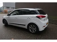 Hyundai i20 1.2 hp i-motion prem, 4-zpl-15 - afbeelding 11 van  18
