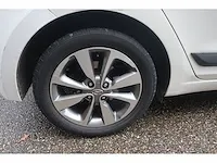 Hyundai i20 1.2 hp i-motion prem, 4-zpl-15 - afbeelding 14 van  18