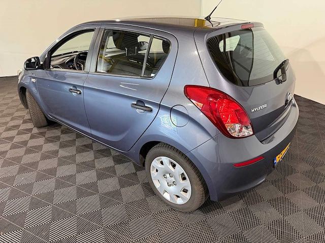 Hyundai i20 1.2i business ed, 36-xnr-1 - afbeelding 6 van  13